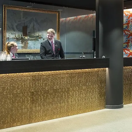Hotel Thon Lofoten 4*