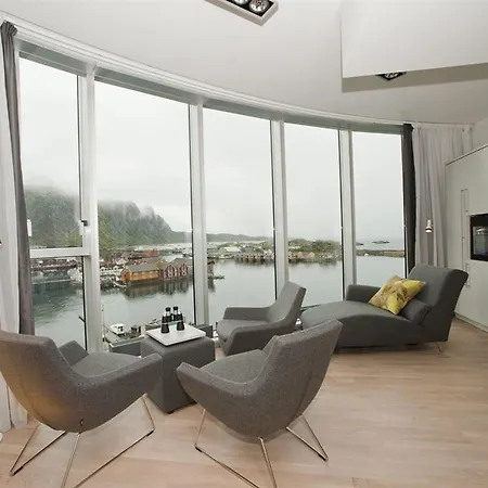 Thon Lofoten Svolvær