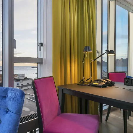 Thon Lofoten Svolvær