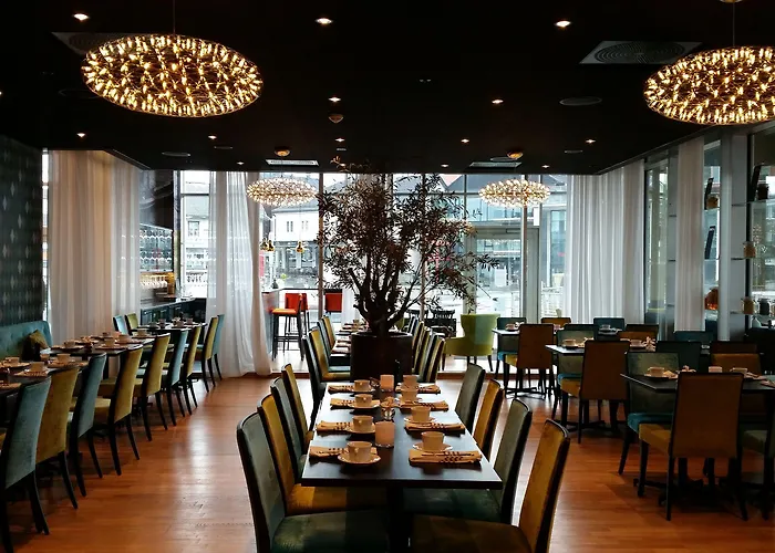 Thon Lofoten Svolvær