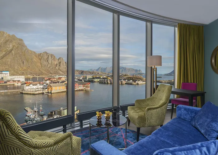 Hotel Thon Lofoten 4*